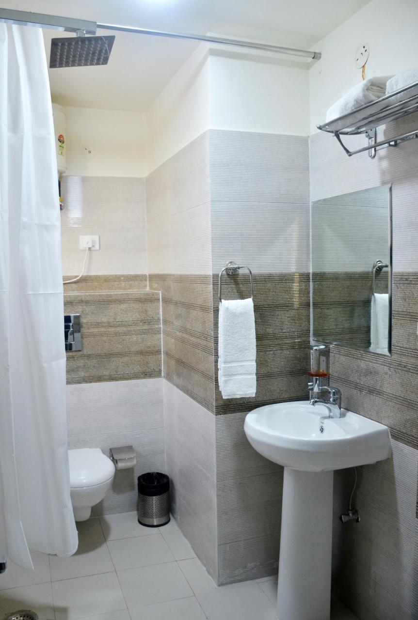 Hotel Istana Inn - A Luxury Stay ชัยปุระ ภายนอก รูปภาพ